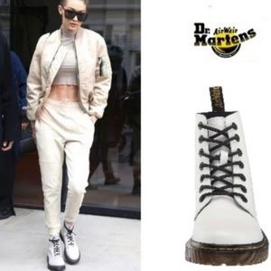 Like new Dr. Martens Luana white boots size 8